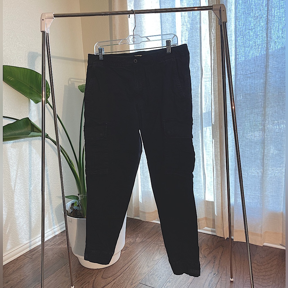 ZARA Men’s Cargo Pants